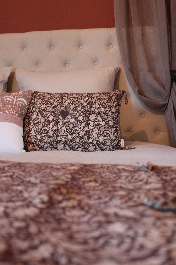 Les Chenes Rouges Bed and Breakfast Veyrines-de-Domme Εξωτερικό φωτογραφία