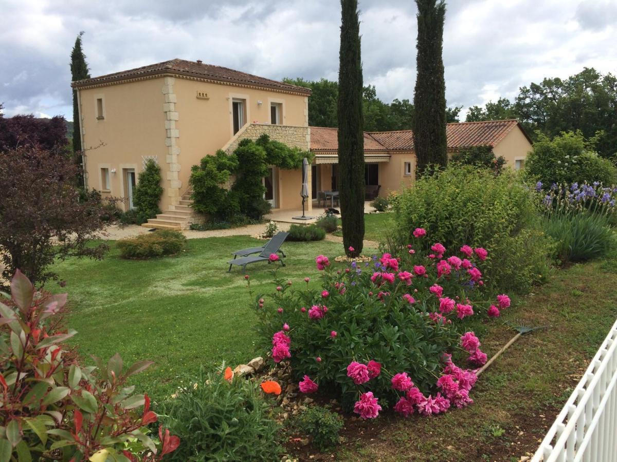 Les Chenes Rouges Bed and Breakfast Veyrines-de-Domme Εξωτερικό φωτογραφία